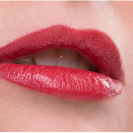 Just Red : Beauté Naturelle Benecos. Lèvres nourries et sublimées