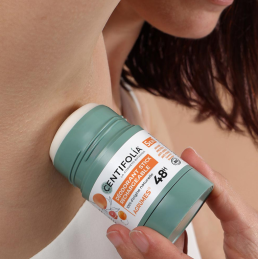 Stick Déodorant Rechargeable Agrumes 48h – 5 en 1, Apaise, Protège, Anti-odeur, Anti-traces – Cosmétiques Centifolia Finistère